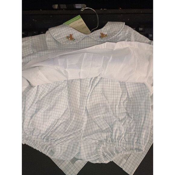 The Oaks Apparel 6M White‎ & Blue Checked Dress With Bottoms & Bunny Embroidery - Picture 9 of 9